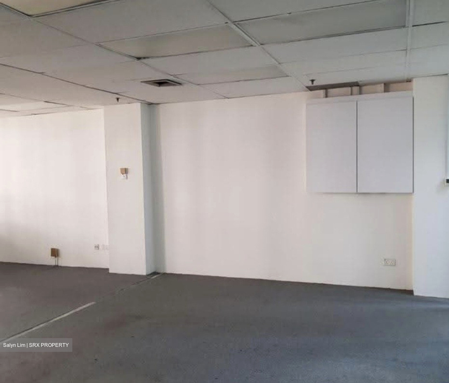 North Bridge Centre (D7), Office #622648661